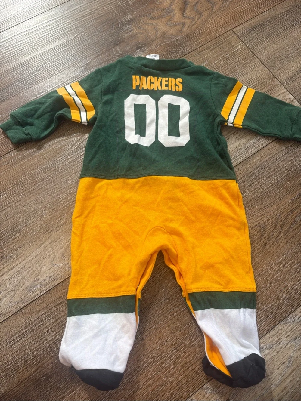 NFL Infant Tee in Green, Gold, White & Black